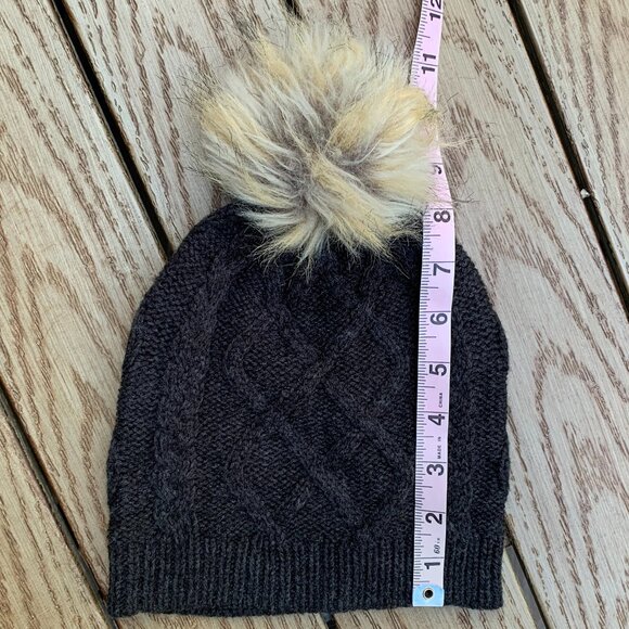 J. Crew Beannie Cap with Faux Fur Pom Pom - Picture 11 of 12